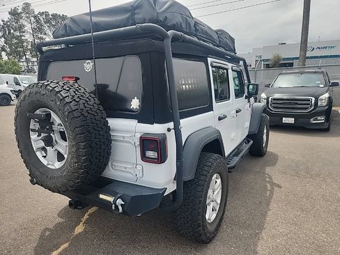 Used 2018 Jeep Wrangler Unlimited Sport S AWD/4WD image 13