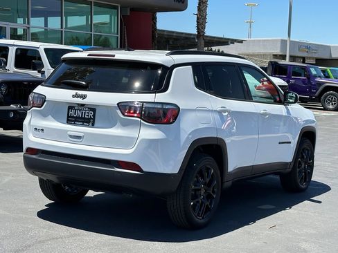 New 2026 Jeep Compass Latitude AWD/4WD image 7