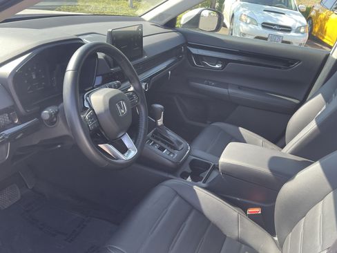 Used 2026 Honda CR-V EX-L image 10