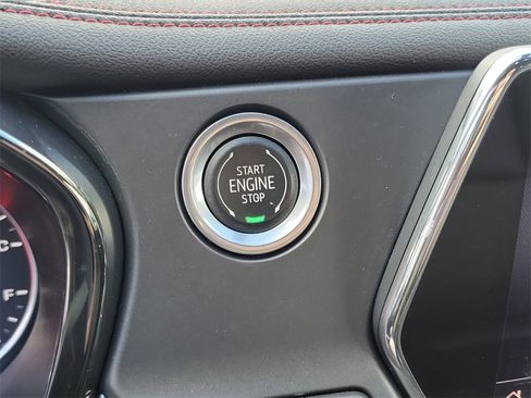 Used 2020 Chevrolet Blazer RS image 33