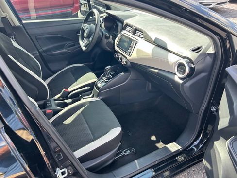 Used 2020 Nissan Versa SV FWD image 12