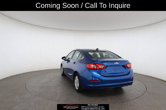 Used 2018 Chevrolet Cruze LT w/ Convenience Package FWD image 12