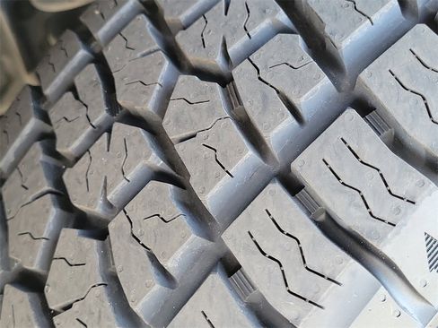 Used 2018 Toyota Tacoma SR5 image 21