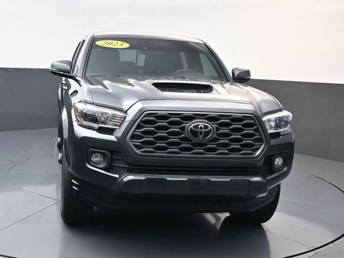 Used 2023 Toyota Tacoma TRD Sport w/ Technology Package AWD/4WD image 8