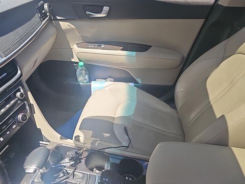 Used 2018 Kia Optima EX w/ Technology Package FWD image 7