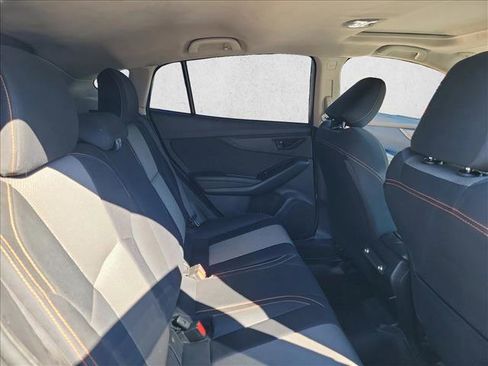 Used 2019 Subaru Crosstrek 2.0i Premium image 12