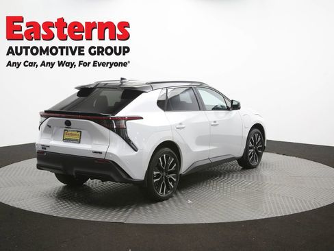 Used 2026 Toyota bZ AWD/4WD image 40