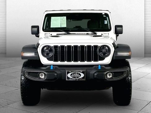 Used 2025 Jeep Wrangler Unlimited Rubicon 4xe w/ Convenience Group AWD/4WD image 2