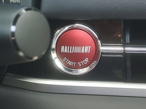 New 2026 Mitsubishi Outlander AWD image 29
