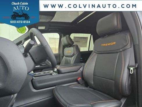 New 2025 Ford Expedition Tremor image 36