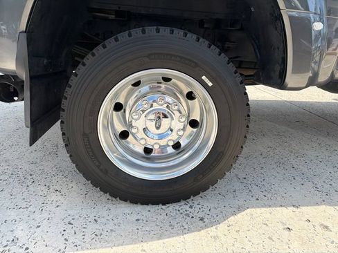 Used 2020 Ford F450 Platinum w/ FX4 Off-Road Package AWD/4WD image 30