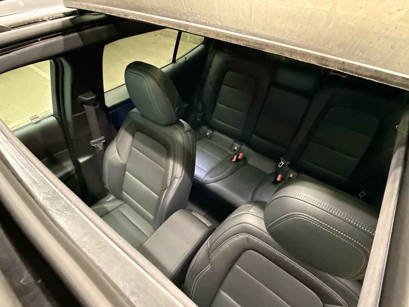 New 2026 Chevrolet Equinox EV LT FWD image 25