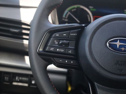 New 2026 Subaru Crosstrek 2.5i Limited AWD/4WD image 9
