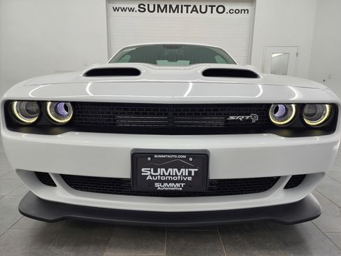 Used 2019 Dodge Challenger SRT Hellcat Redeye image 22