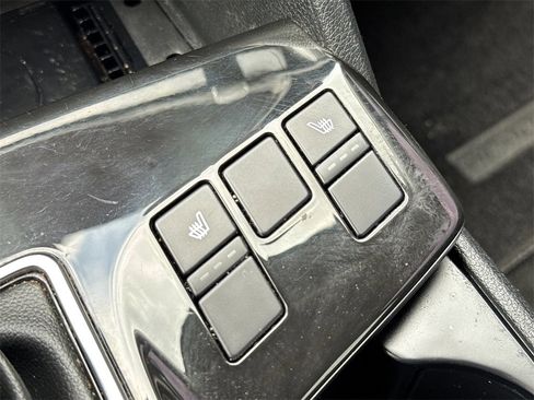 Used 2023 Kia Sportage SX image 25