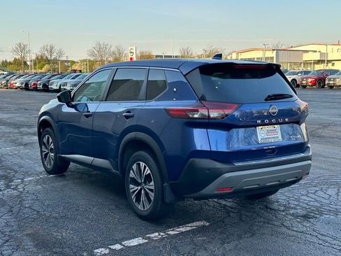 Used 2023 Nissan Rogue SV AWD/4WD image 6