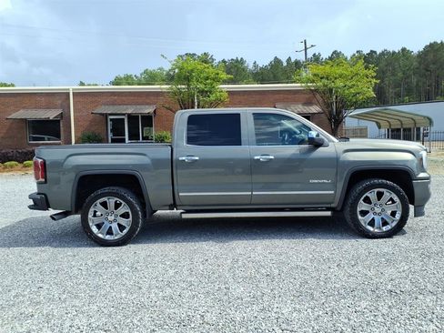 Used 2018 GMC Sierra 1500 Denali w/ Denali Ultimate Package image 5