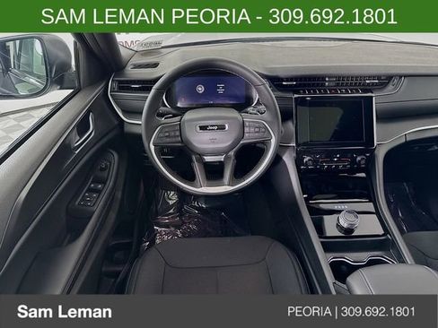 New 2025 Jeep Grand Cherokee Laredo X w/ Luxury Tech Group I image 22