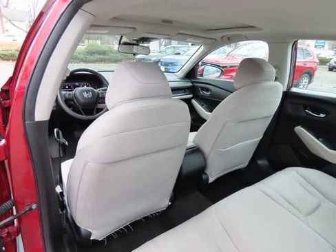 Certified 2023 Honda Accord EX image 13