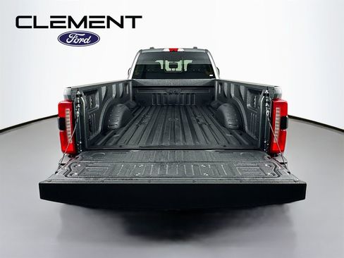 New 2026 Ford F450 XLT w/ XLT Premium Package image 10