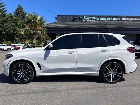 Used 2022 BMW X5 xDrive40i w/ M Sport Package AWD/4WD image 3