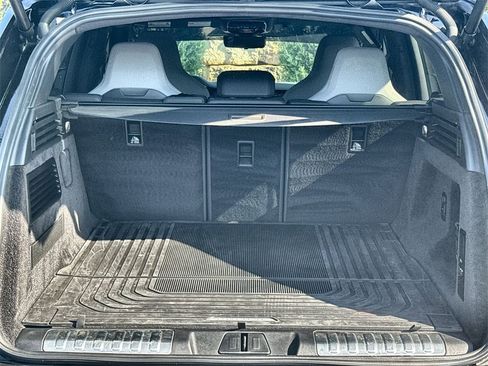 Used 2025 Land Rover Range Rover Sport SV Edition Two image 17