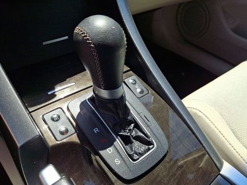 Used 2011 Acura TSX Sport Wagon FWD image 15