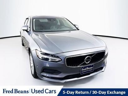 Used 2017 Volvo S90 T6 Momentum w/ Vision Package