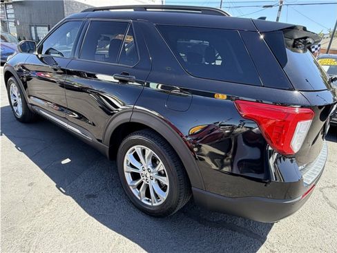 Used 2020 Ford Explorer XLT w/ Equipment Group 202A AWD/4WD image 51