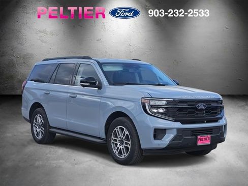 New 2026 Ford Expedition Active image 1