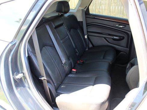 Used 2015 Cadillac SRX Luxury FWD image 37