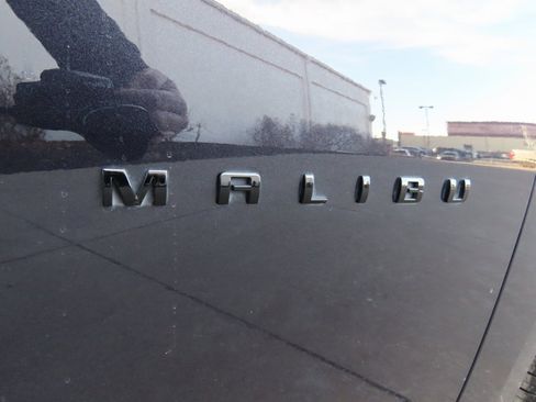 Used 2022 Chevrolet Malibu RS image 10