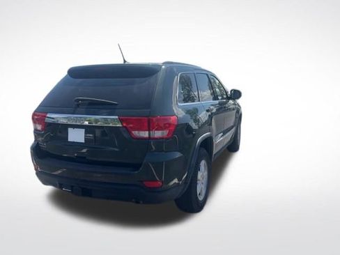 Used 2011 Jeep Grand Cherokee Laredo w/ Trailer Tow Group AWD/4WD image 12