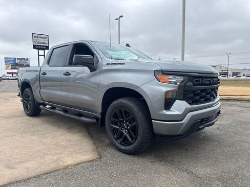 New 2026 Chevrolet Silverado 1500 Custom w/ Turbomax Blackout Package image 8