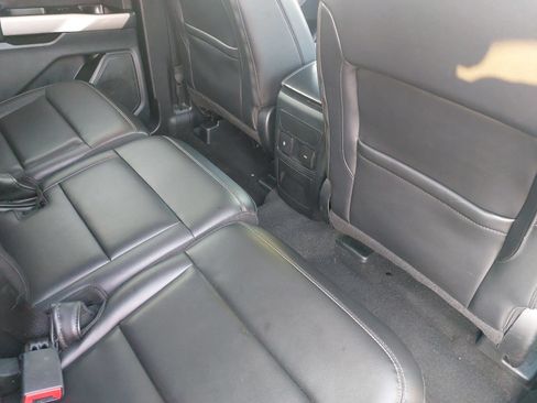 Used 2023 Ford Explorer XLT w/ Equipment Group 202A AWD/4WD image 11