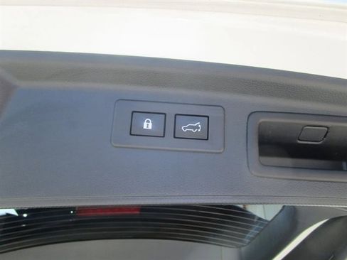 Used 2022 Subaru Forester Sport image 20