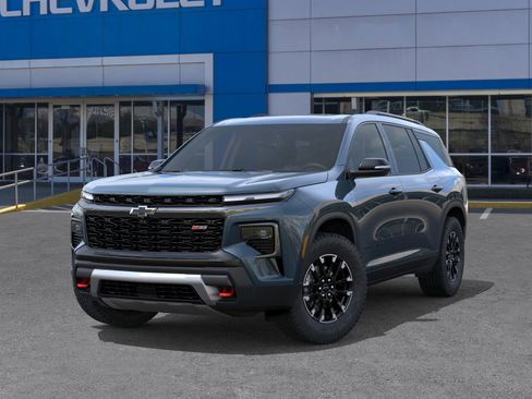 New 2026 Chevrolet Traverse Z71 w/ Driver Confidence Package image 6