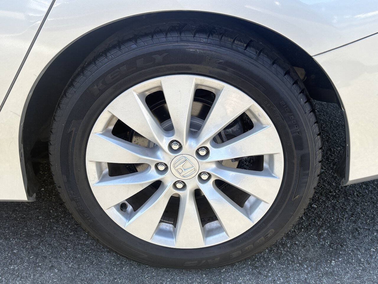 Used 2015 Honda Accord EX-L image 23