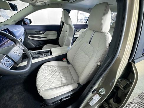 New 2026 Nissan Sentra SL FWD image 18