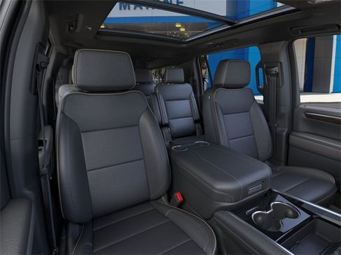 New 2025 Chevrolet Suburban Premier w/ Sun And Tow Package image 16
