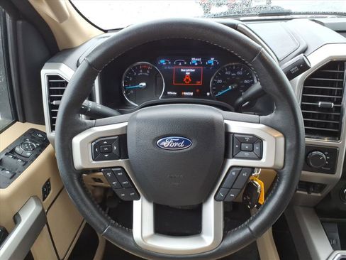 Used 2020 Ford F350 Lariat w/ Chrome Package image 23