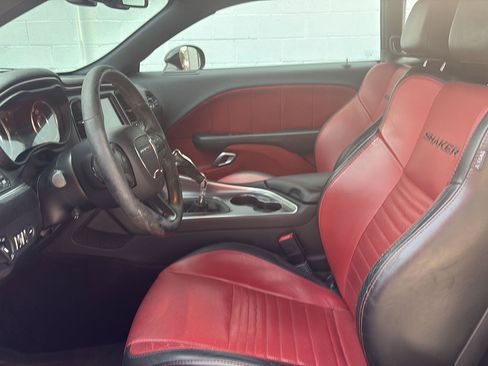 Used 2016 Dodge Challenger R/T Scat Pack RWD image 15