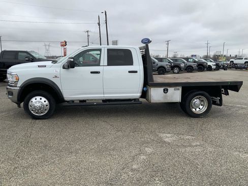 Used 2023 RAM 4500 Tradesman w/ Chrome Appearance Group AWD/4WD image 5