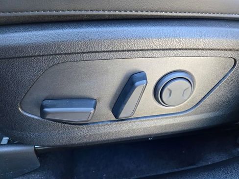 New 2026 Kia Sorento S w/ S Panoramic Sunroof Package FWD image 23