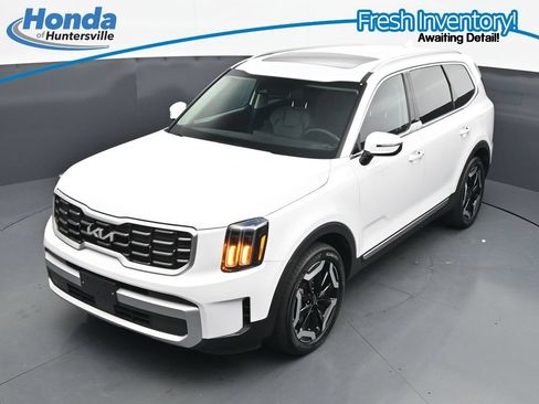 Used 2025 Kia Telluride S FWD image 20