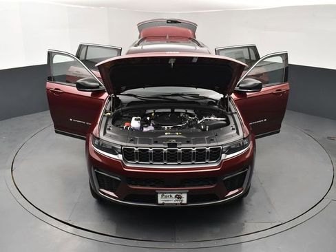 New 2026 Jeep Grand Cherokee L Limited image 26