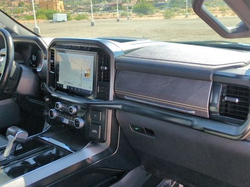 Used 2023 Ford F150 Platinum AWD/4WD image 31