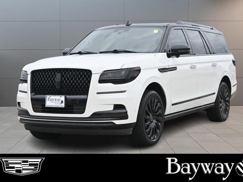 Used 2022 Lincoln Navigator L Black Label AWD/4WD image 1