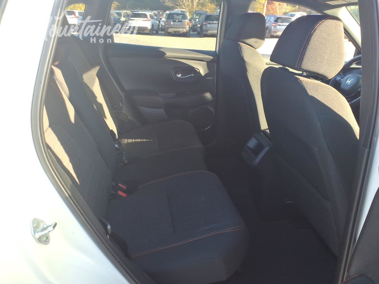 Used 2025 Honda HR-V Sport image 21
