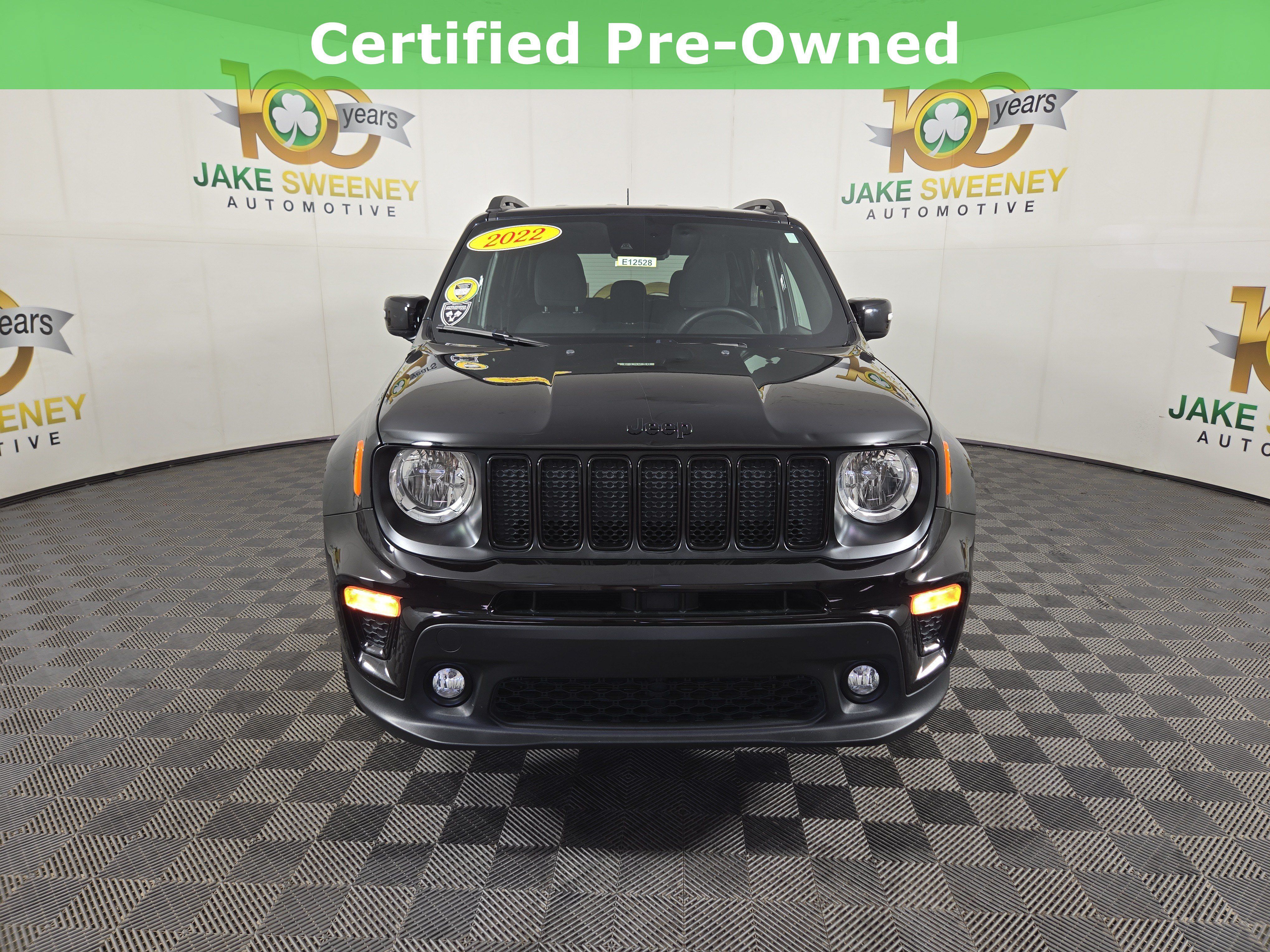 Certified 2022 Jeep Renegade Altitude w/ Convenience Group AWD/4WD image 3